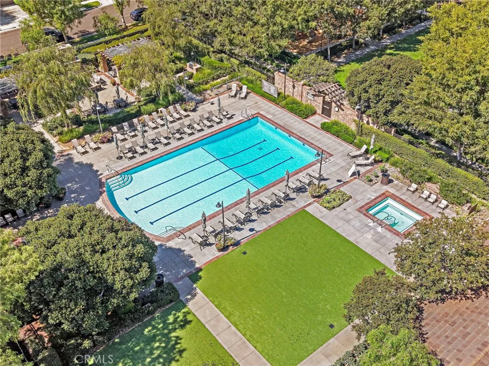 35 Stowe Irvine, CA 92620