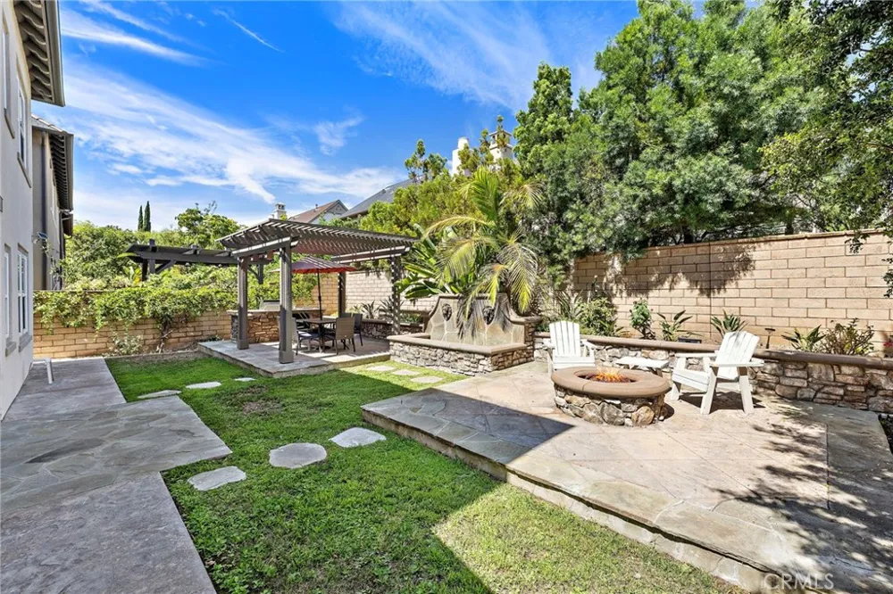 35 Stowe Irvine, CA 92620