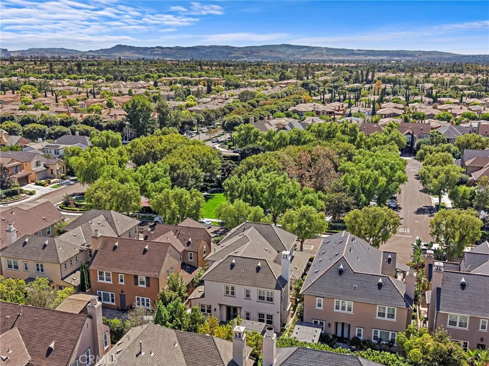 35 Stowe Irvine, CA 92620
