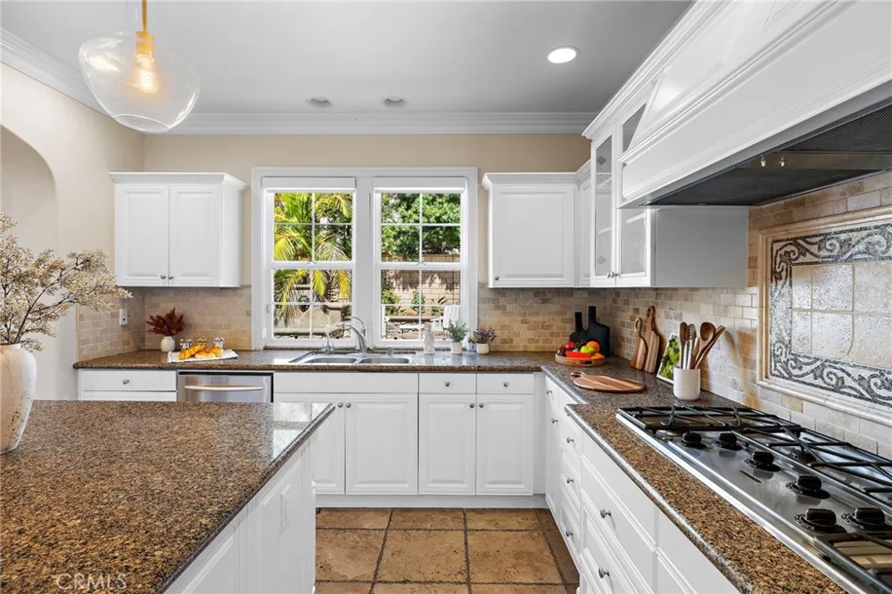 35 Stowe Irvine, CA 92620