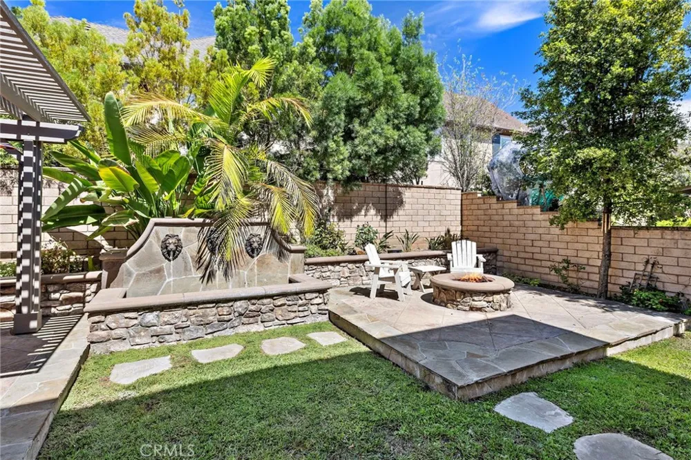 35 Stowe Irvine, CA 92620