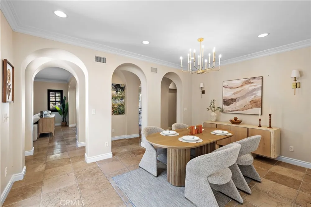 35 Stowe Irvine, CA 92620