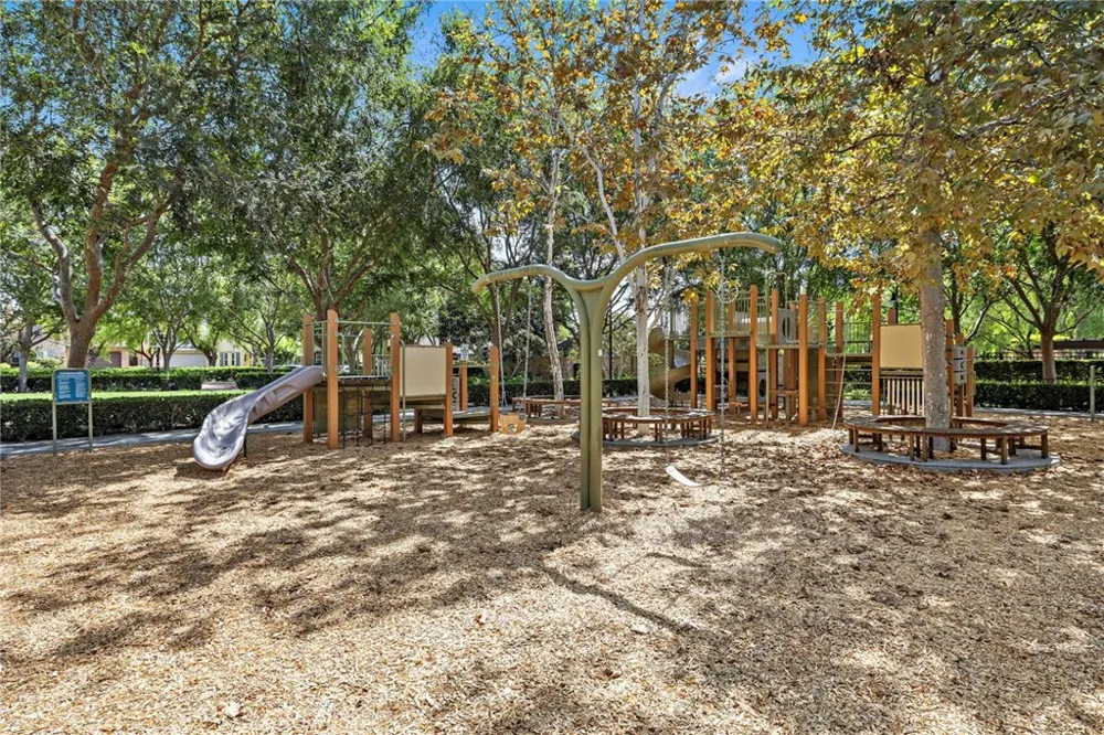 35 Stowe Irvine, CA 92620