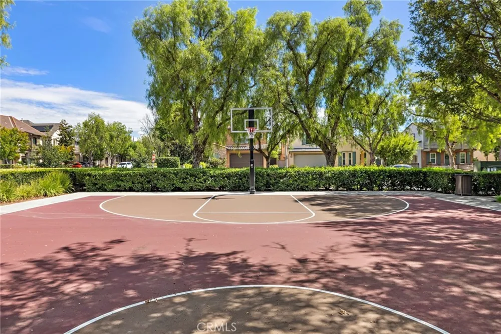 35 Stowe Irvine, CA 92620