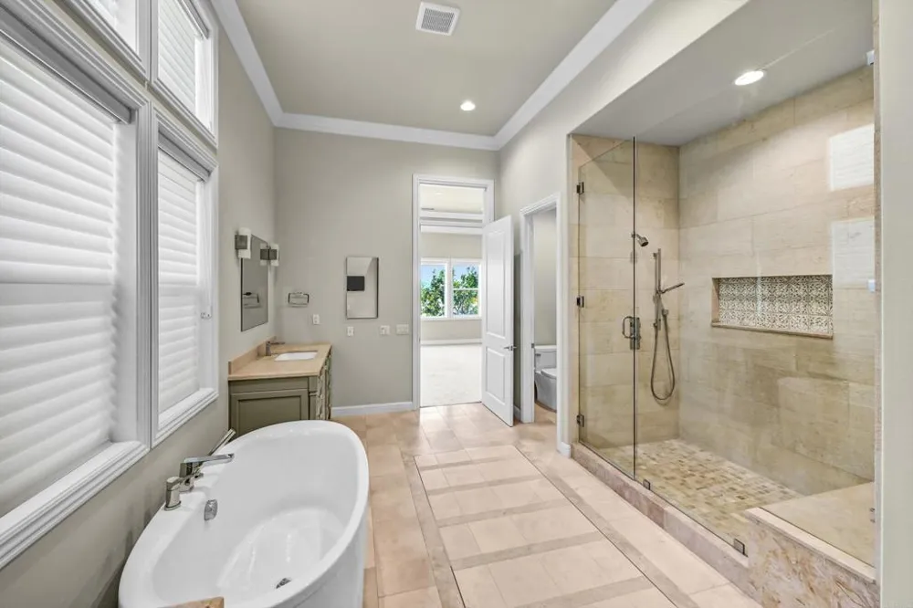 2571 Glasgow Drive Carlsbad, CA 92010