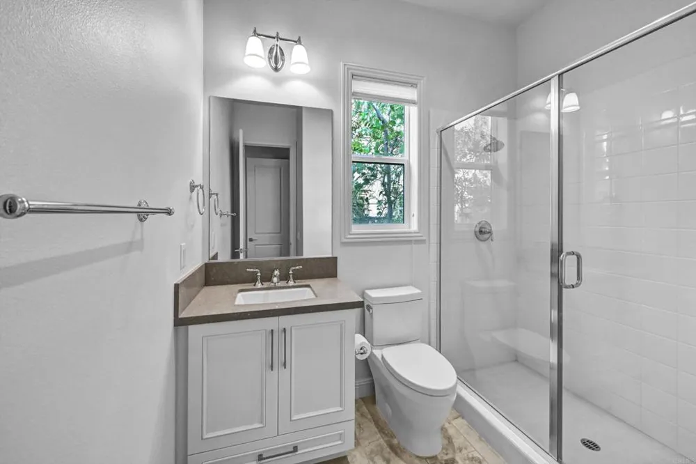 2571 Glasgow Drive Carlsbad, CA 92010