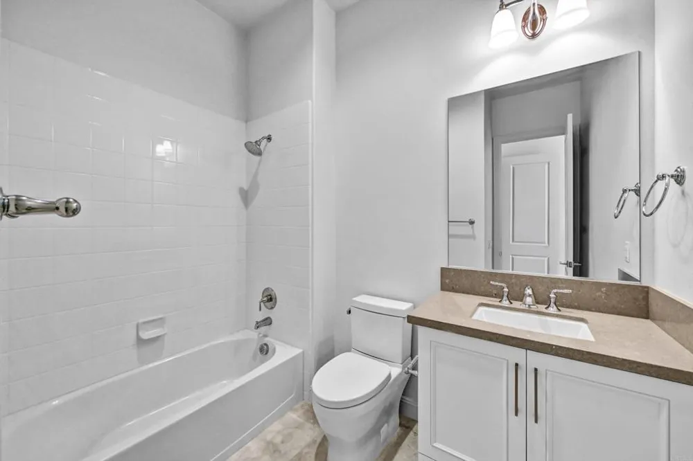 2571 Glasgow Drive Carlsbad, CA 92010