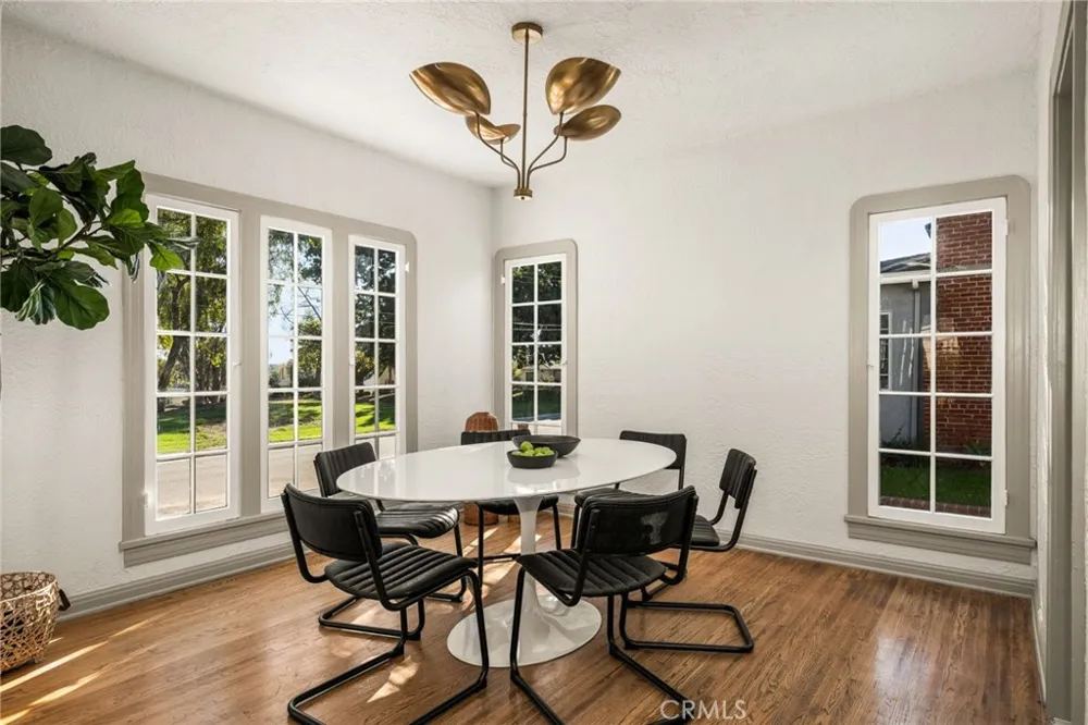 177 Buena Vista Fullerton, CA 92833