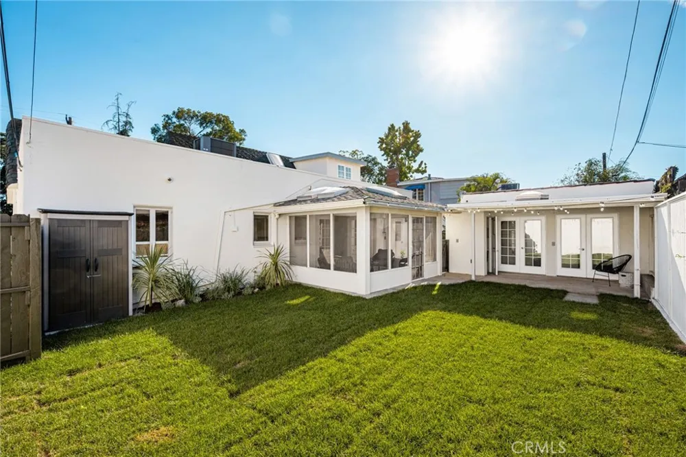 177 Buena Vista Fullerton, CA 92833