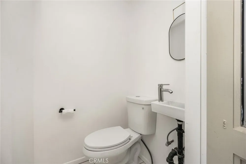 177 Buena Vista Fullerton, CA 92833