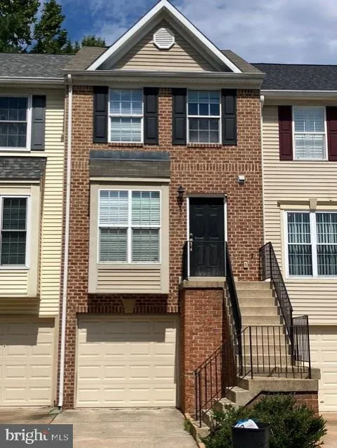 8556 TOWNE MANOR
