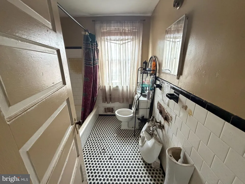 1202 ASHBURTON STREET Baltimore, MD 21216