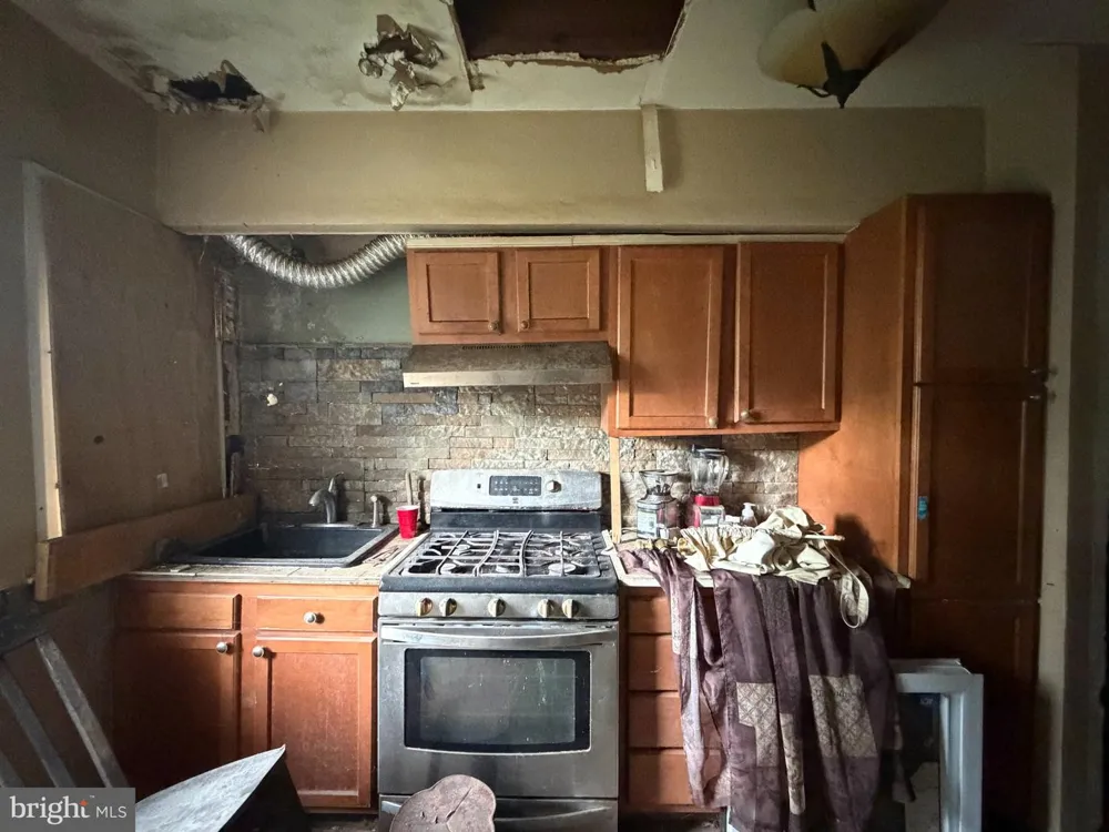 1202 ASHBURTON STREET Baltimore, MD 21216