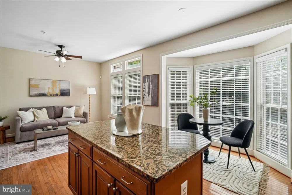848 W GLEBE ROAD Alexandria, VA 22305