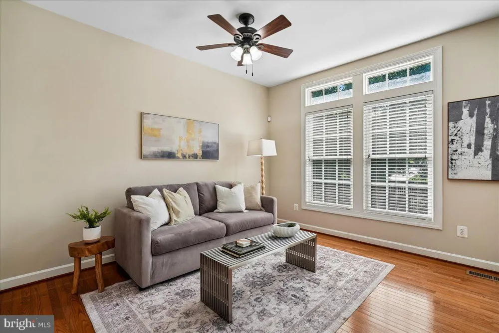848 W GLEBE ROAD Alexandria, VA 22305