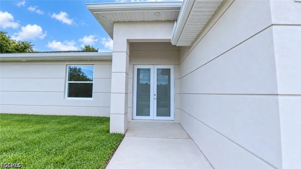E 8th Street Lehigh Acres, FL 33972