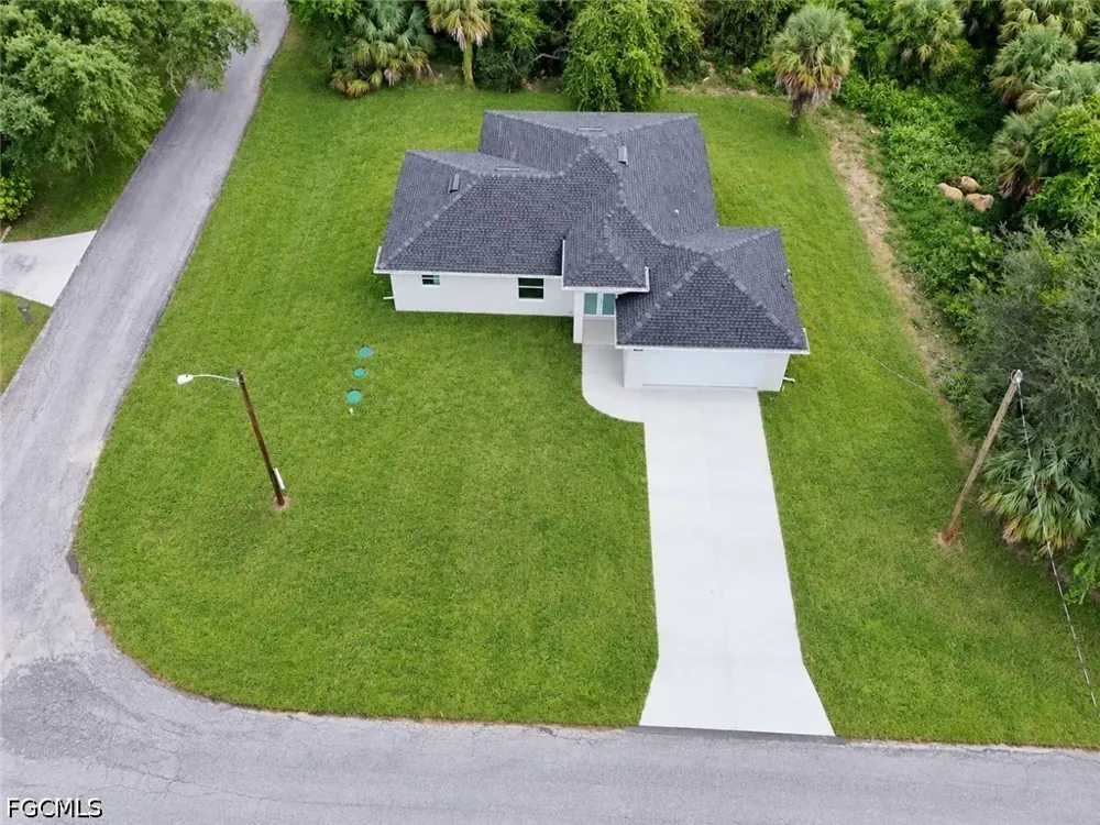 E 8th Street Lehigh Acres, FL 33972