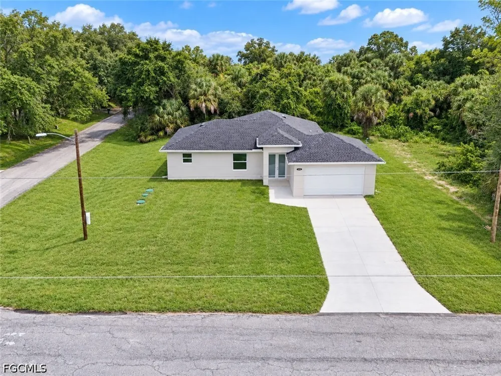 E 8th Street Lehigh Acres, FL 33972