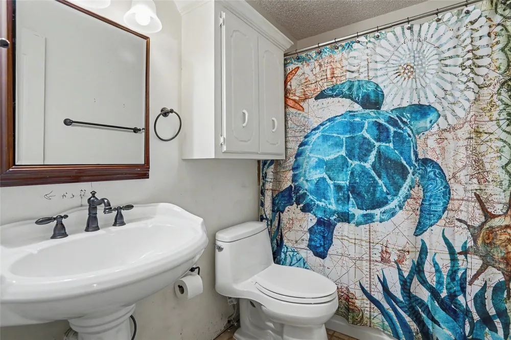 8809 176th East Avenue Owasso, OK 74055