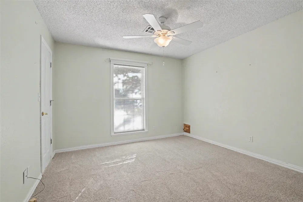 8809 176th East Avenue Owasso, OK 74055