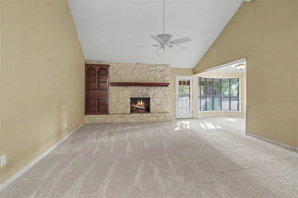 8809 176th East Avenue Owasso, OK 74055