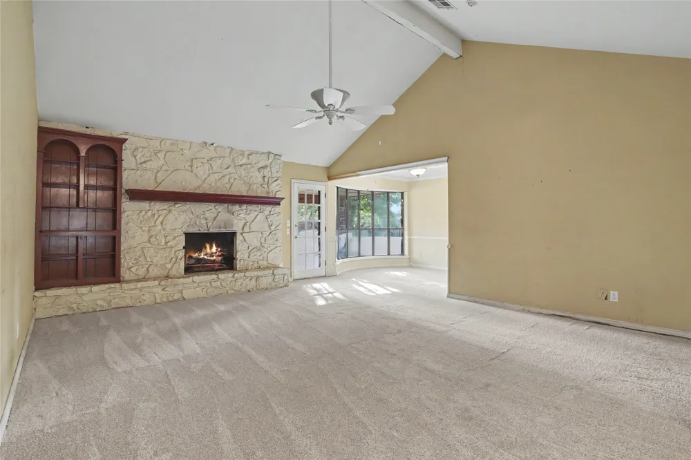 8809 176th East Avenue Owasso, OK 74055