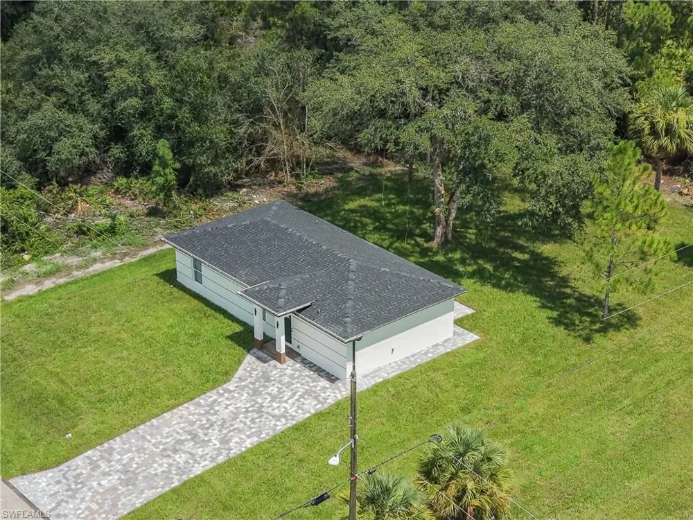 227 Narcissus Avenue S Lehigh Acres, FL 33974