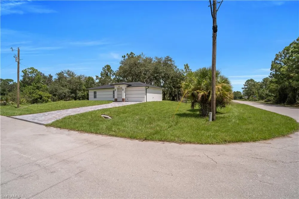 227 Narcissus Avenue S Lehigh Acres, FL 33974