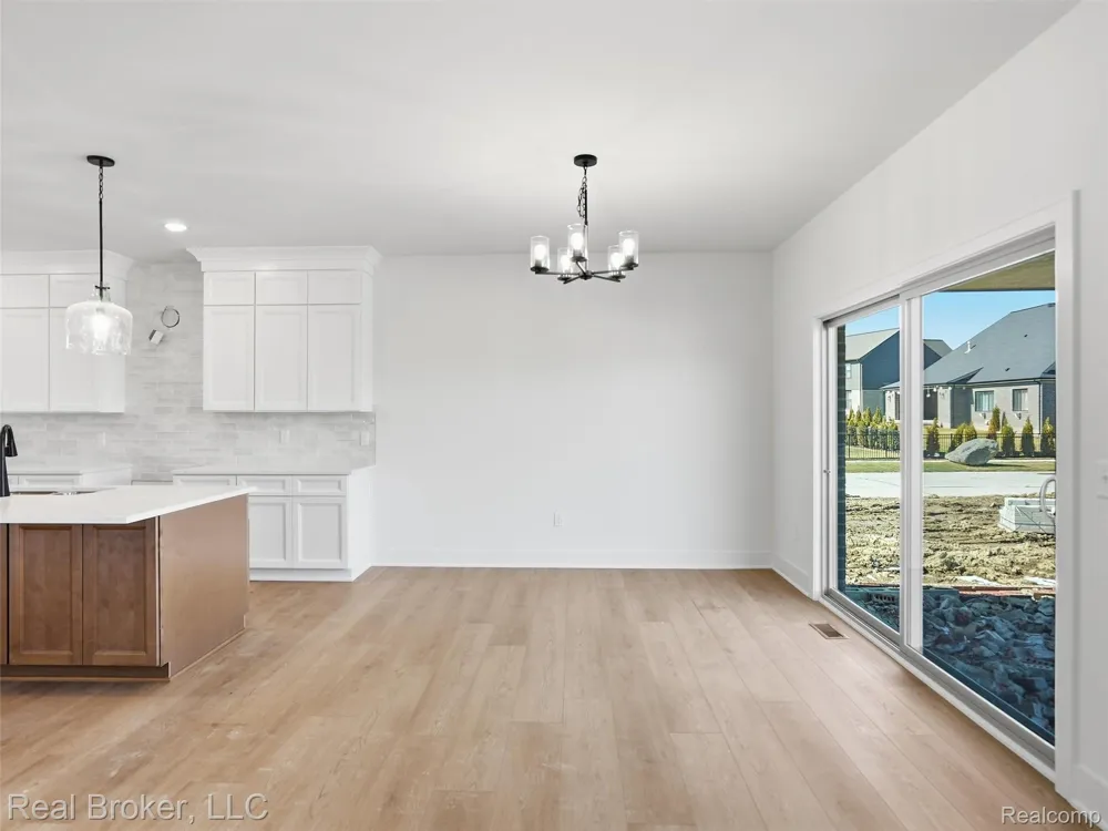 35689 WINDRIDGE DRIVE New Baltimore City, MI 48047