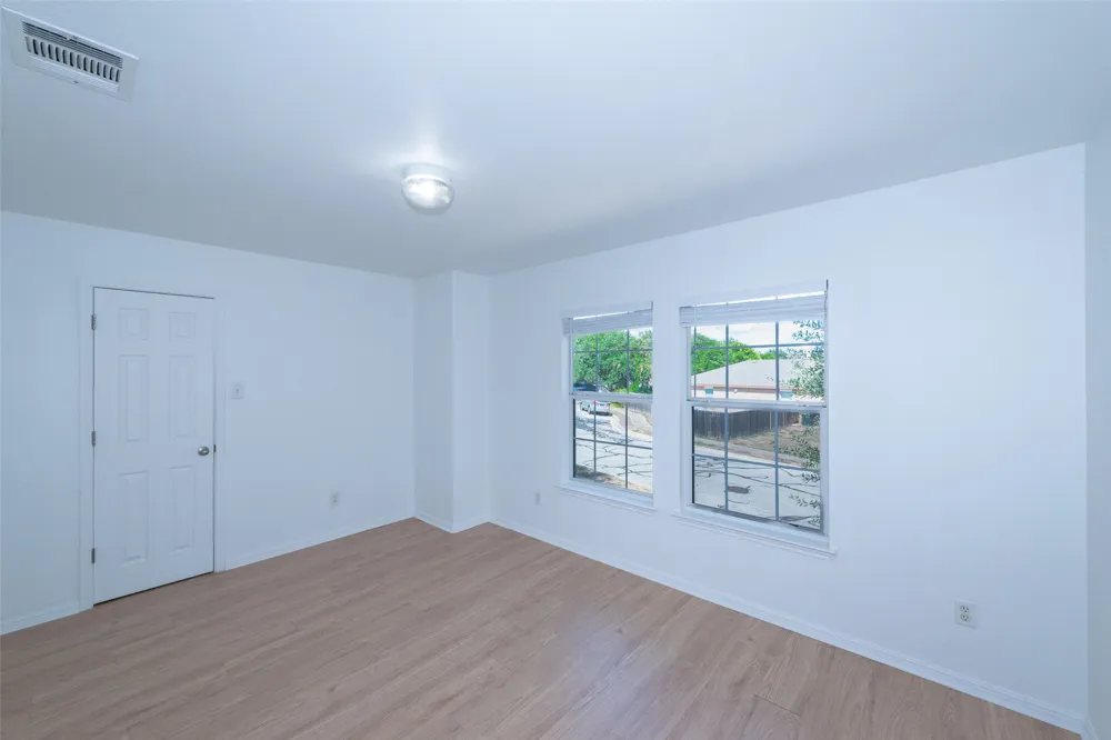 3717 Holden Court Round Rock, TX 78665