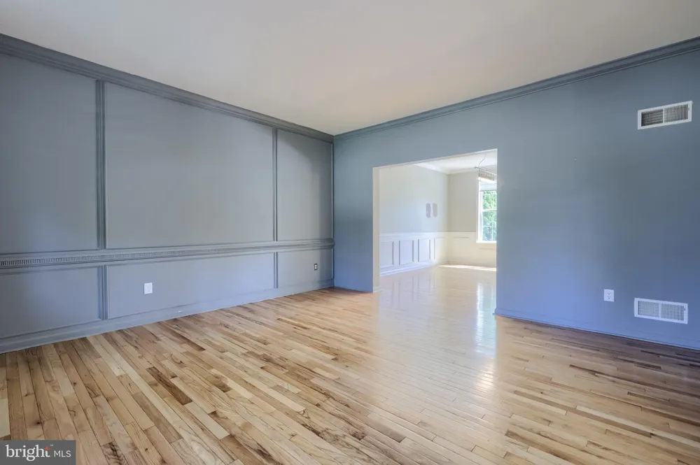 1404 FARM CROSS WAY York, PA 17408