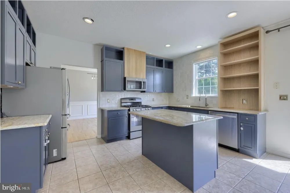 1404 FARM CROSS WAY York, PA 17408