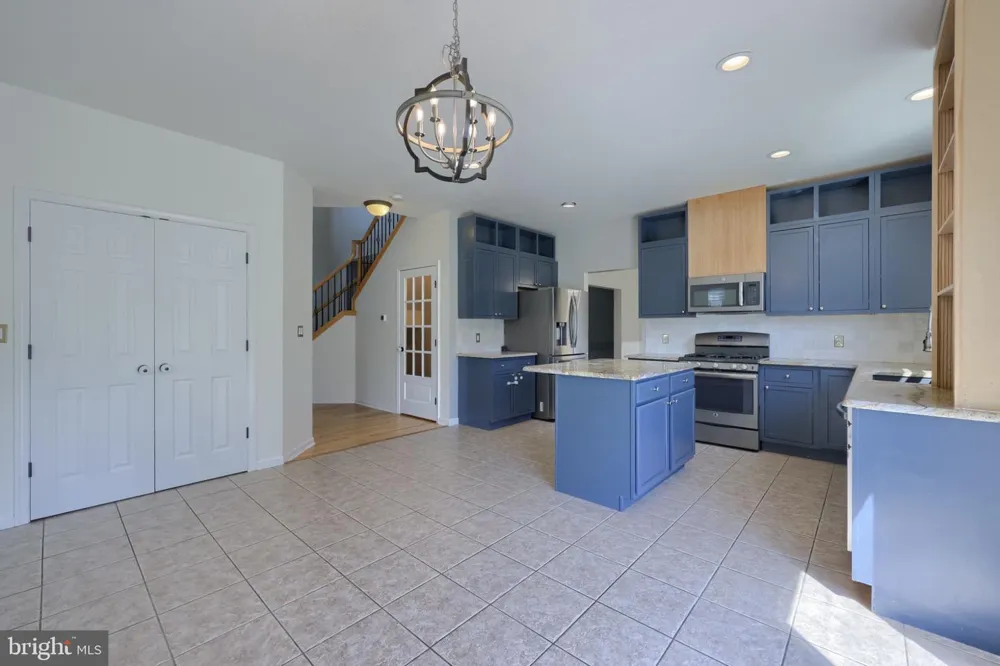 1404 FARM CROSS WAY York, PA 17408
