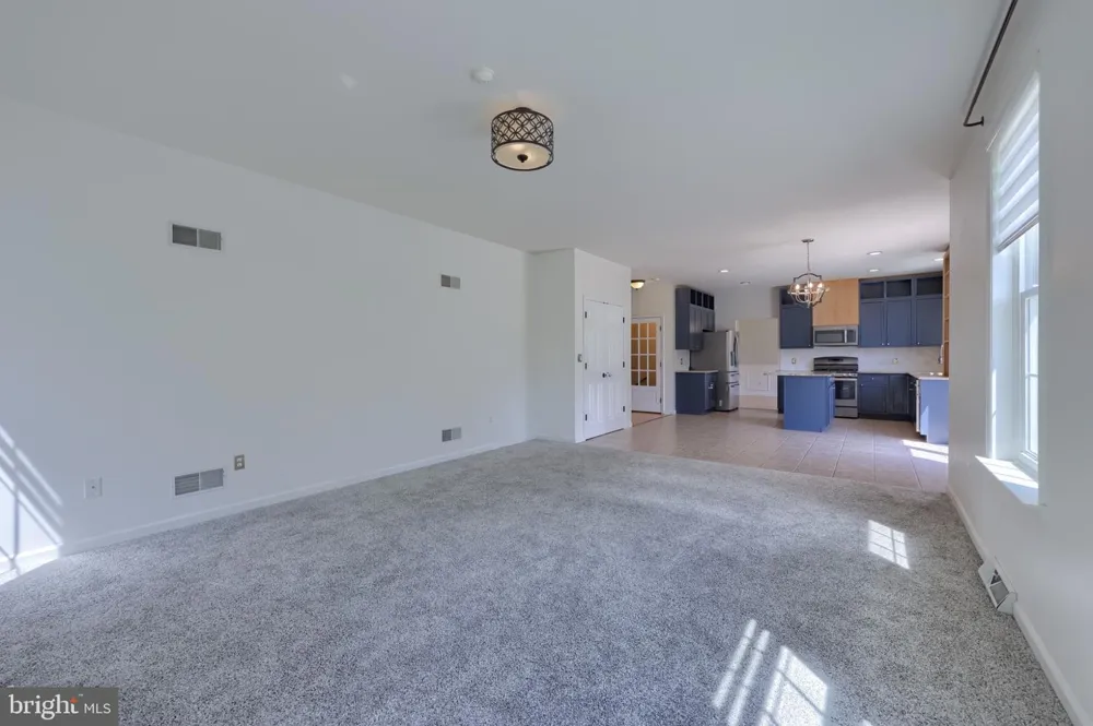 1404 FARM CROSS WAY York, PA 17408