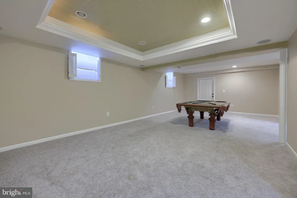 1404 FARM CROSS WAY York, PA 17408