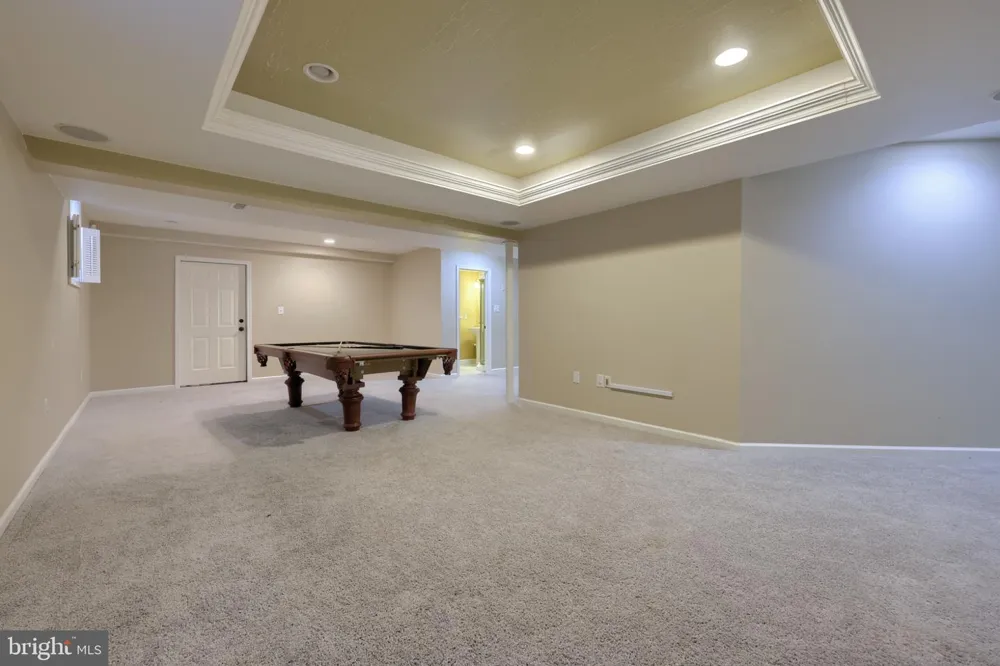 1404 FARM CROSS WAY York, PA 17408