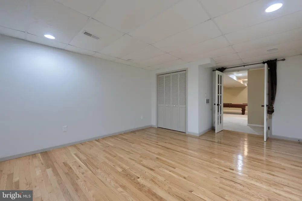 1404 FARM CROSS WAY York, PA 17408