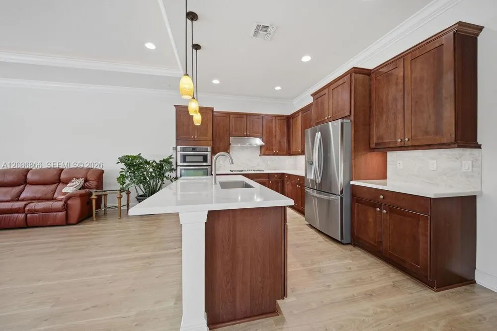 8055 NW 117th Way Parkland, FL 33076