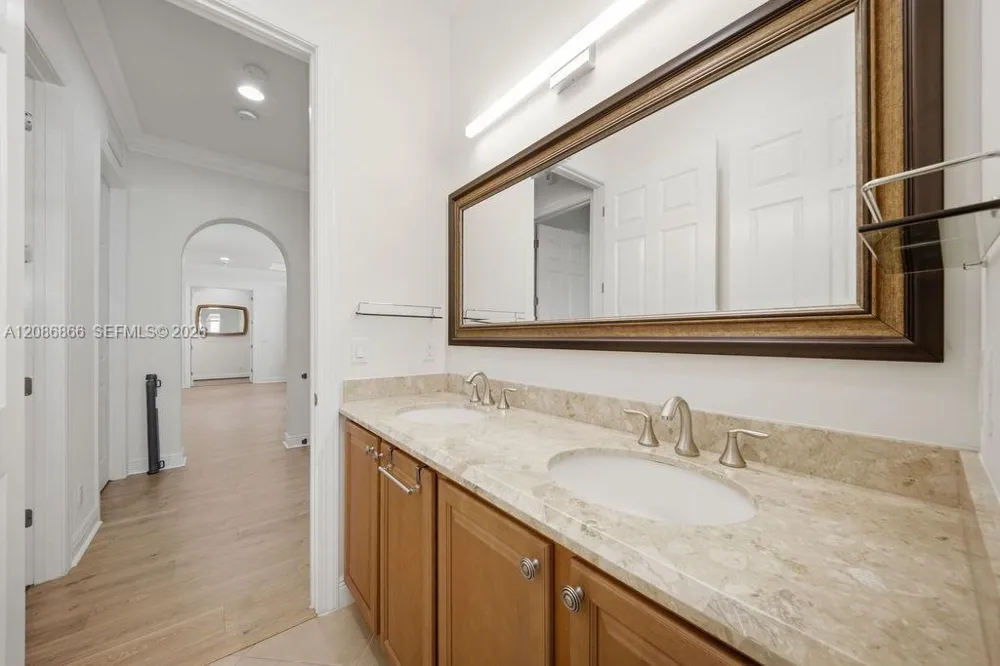 8055 NW 117th Way Parkland, FL 33076
