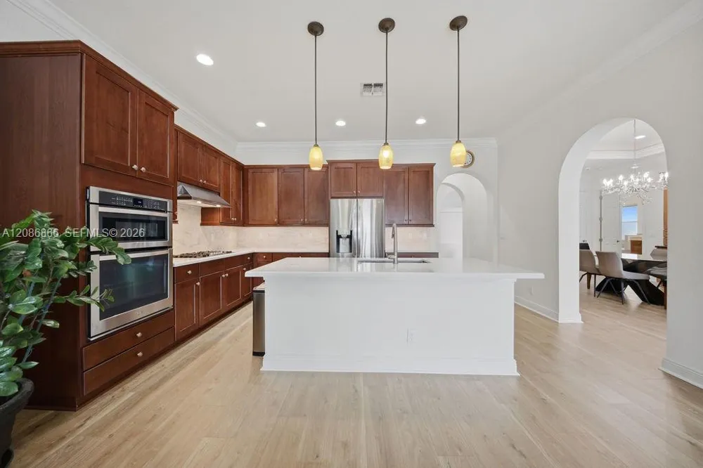 8055 NW 117th Way Parkland, FL 33076