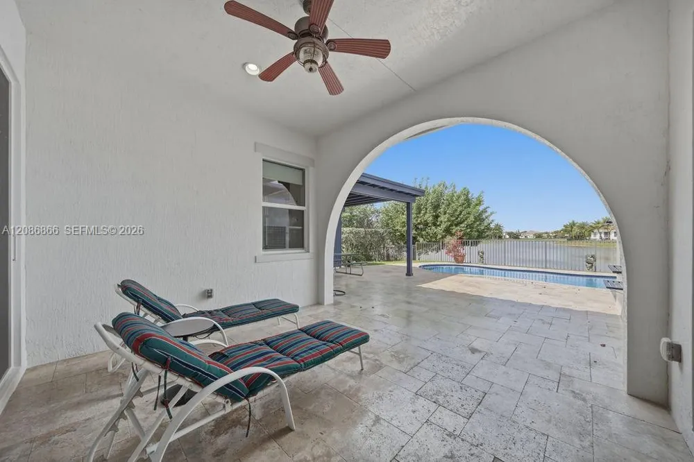 8055 NW 117th Way Parkland, FL 33076
