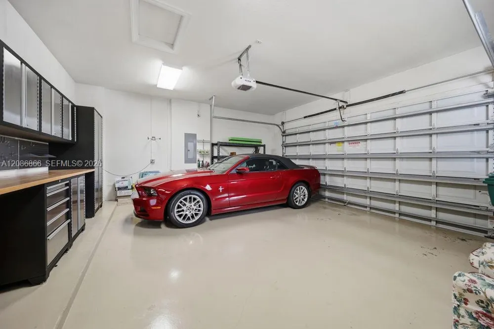 8055 NW 117th Way Parkland, FL 33076