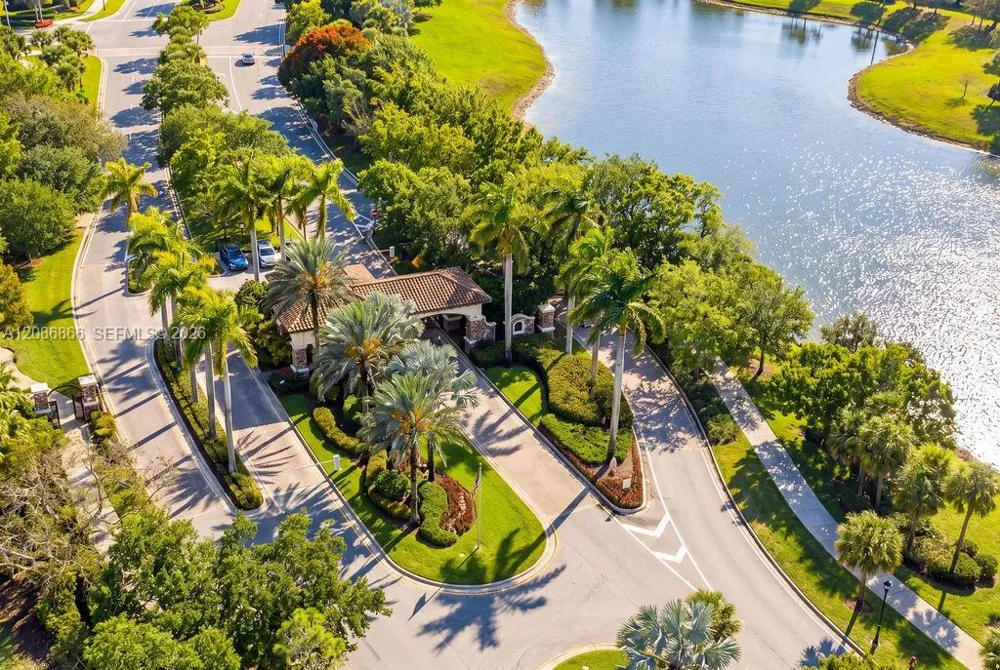 8055 NW 117th Way Parkland, FL 33076