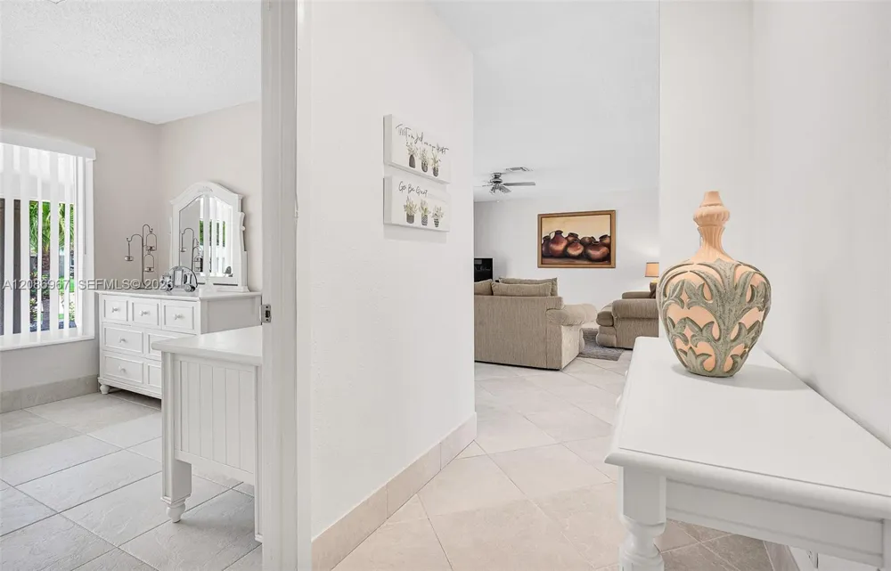 1031 SE 14th Dr Deerfield Beach, FL 33441