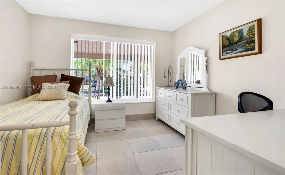 1031 SE 14th Dr Deerfield Beach, FL 33441
