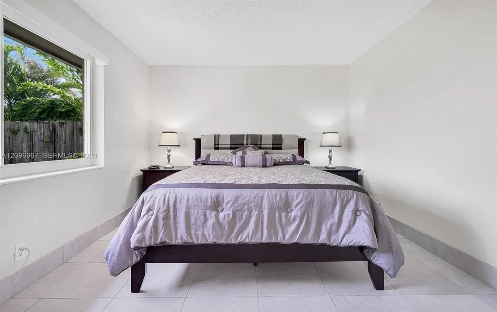 1031 SE 14th Dr Deerfield Beach, FL 33441