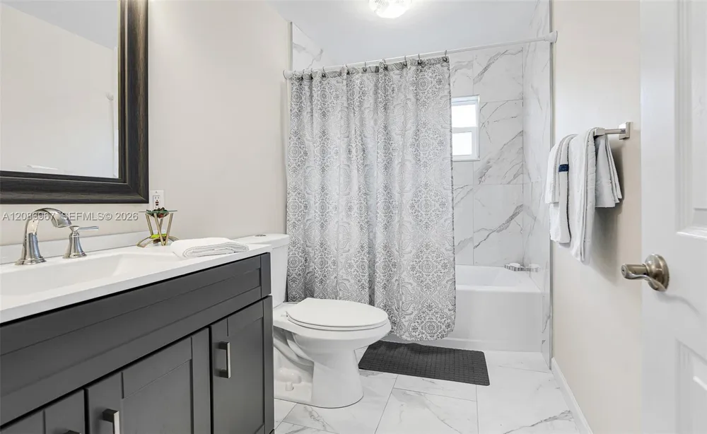 1031 SE 14th Dr Deerfield Beach, FL 33441