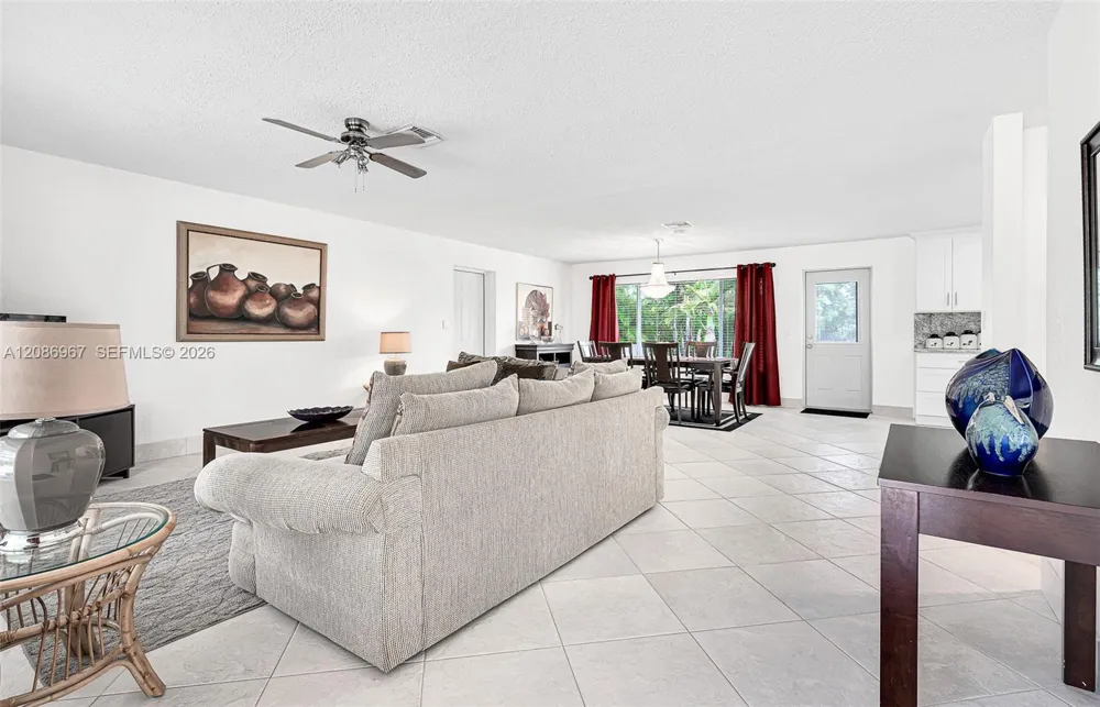1031 SE 14th Dr Deerfield Beach, FL 33441