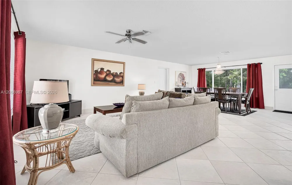 1031 SE 14th Dr Deerfield Beach, FL 33441