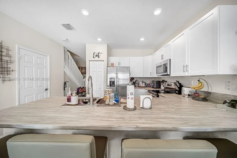 10657 W 32nd Ln Hialeah, FL 33018